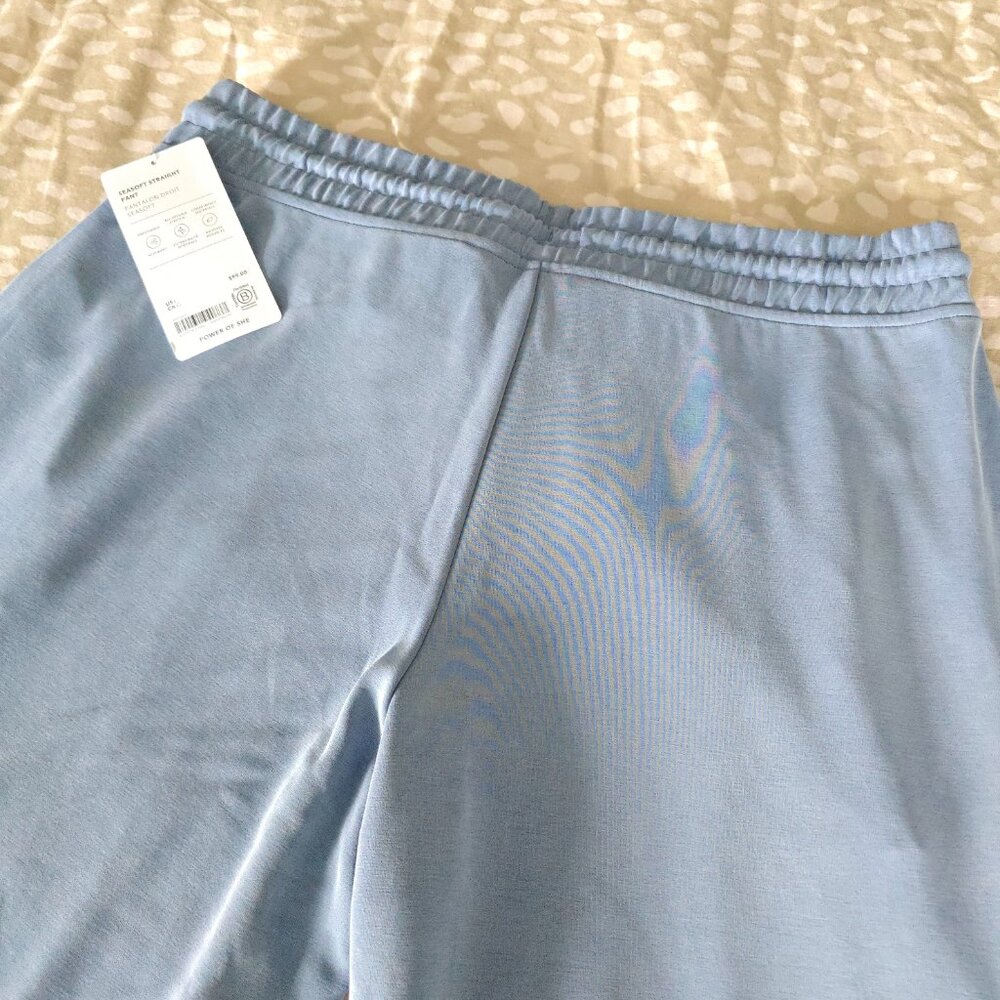 Athleta Seasoft Mid Rise Straight Crop Pant Size:Lg Light Blue Soft Beach Lounge - Picture 6 of 12